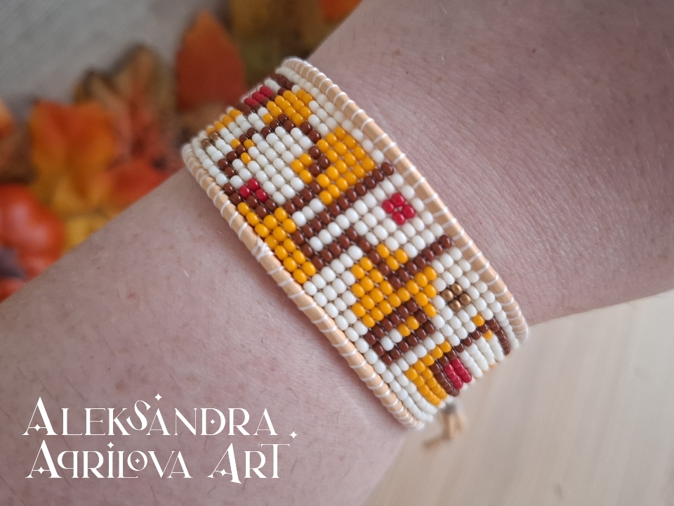 Дамска гривна от мъниста "Есенни стъпки"